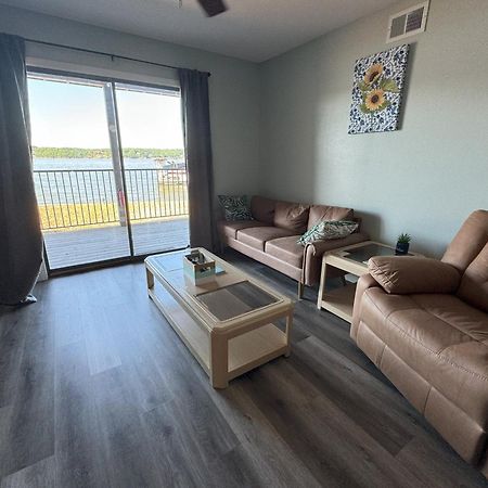 Lakefront Condo With A View Osage Beach Ngoại thất bức ảnh